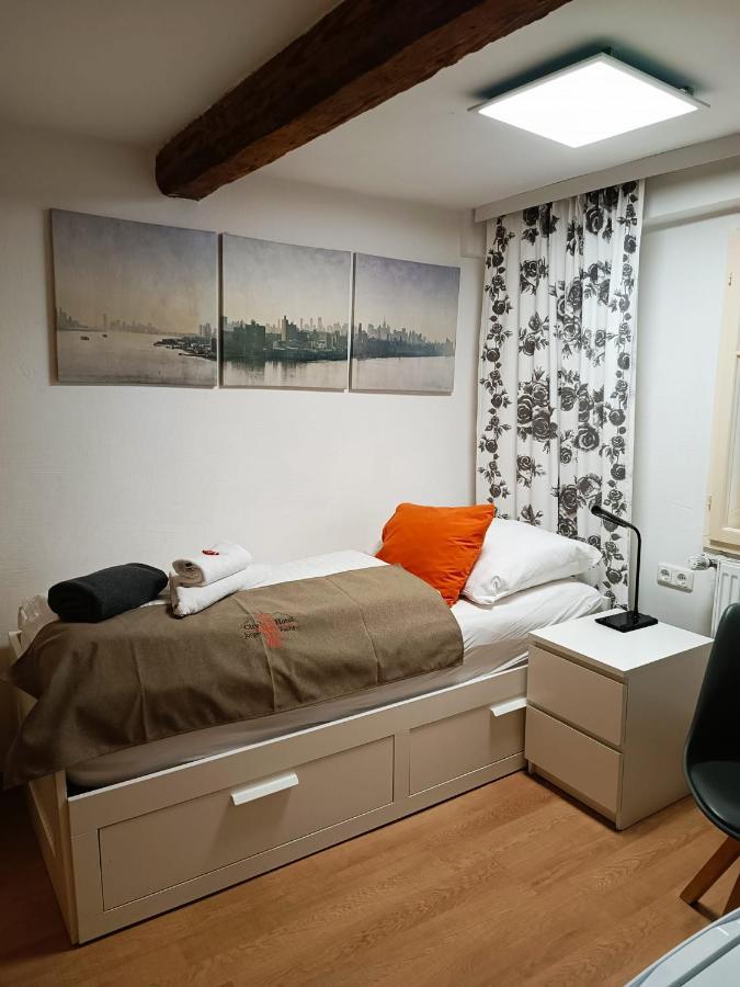 Cityhotel Junger Fuchs Salzburg Bagian luar foto